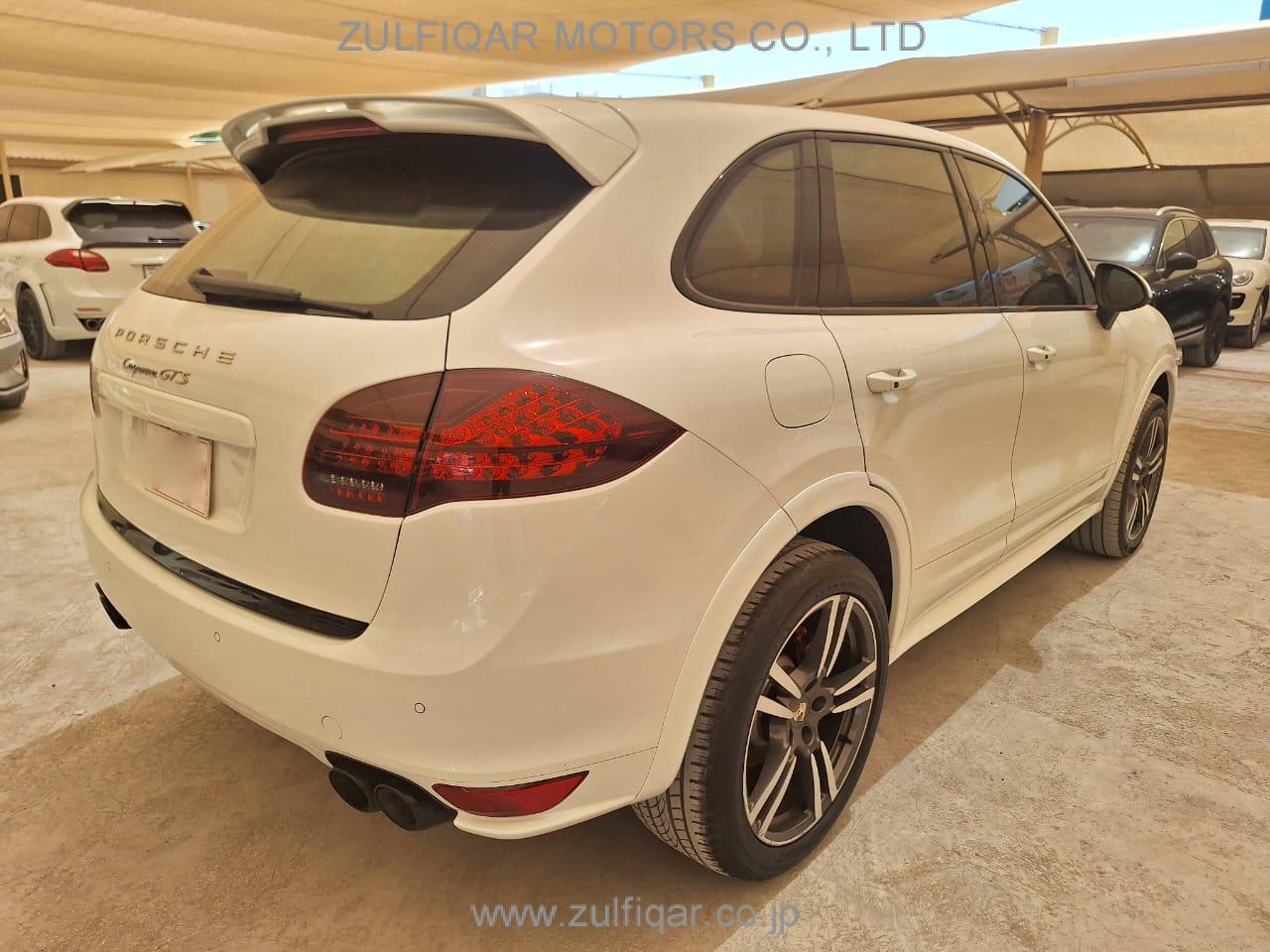 PORSCHE CAYENNE 2013 Image 5