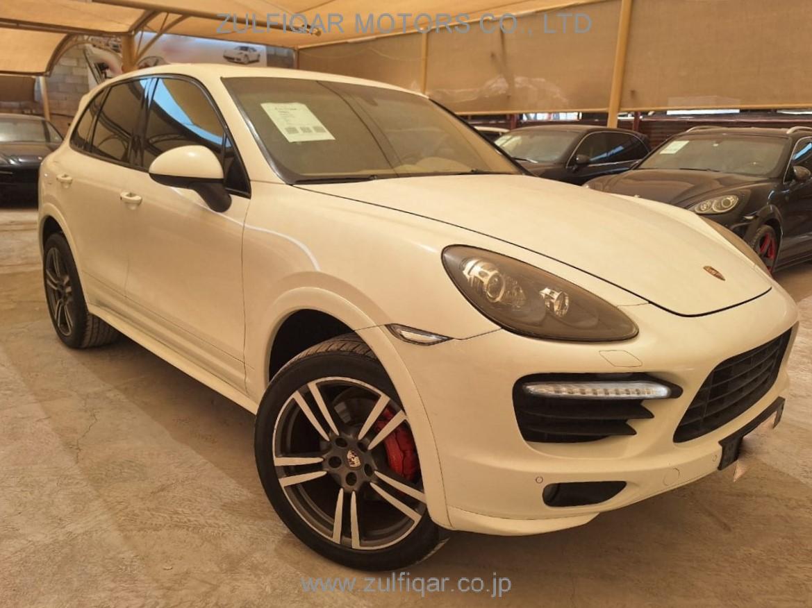 PORSCHE CAYENNE 2013 Image 7