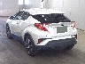 TOYOTA C-HR 2017 Image 2