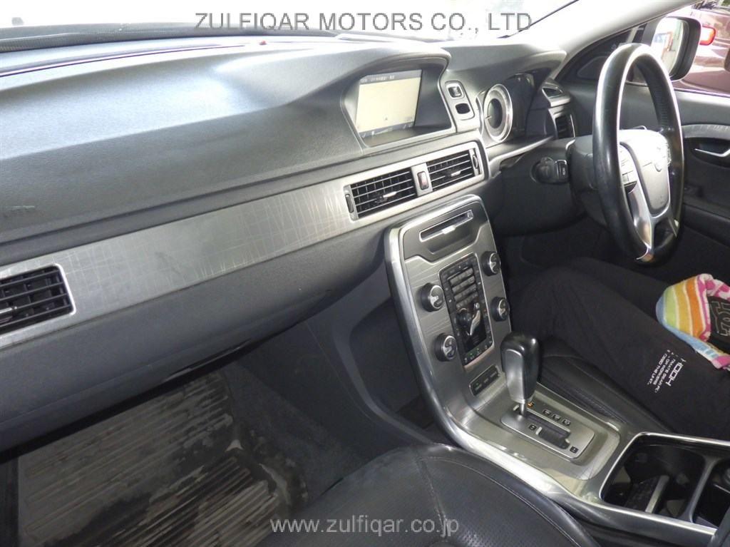 VOLVO XC70 2012 Image 3