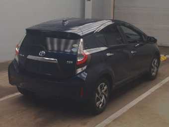 TOYOTA AQUA 2020 Image 2