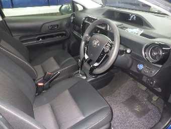 TOYOTA AQUA 2020 Image 5