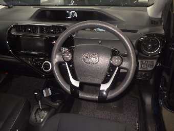 TOYOTA AQUA 2020 Image 6