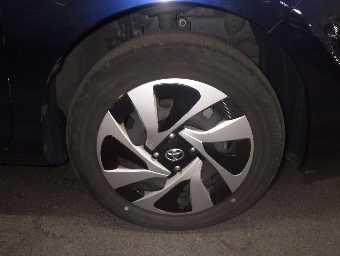 TOYOTA AQUA 2020 Image 9