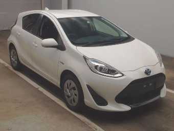 TOYOTA AQUA 2020 Image 3