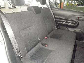 TOYOTA AQUA 2020 Image 7