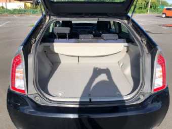 TOYOTA PRIUS 2013 Image 10