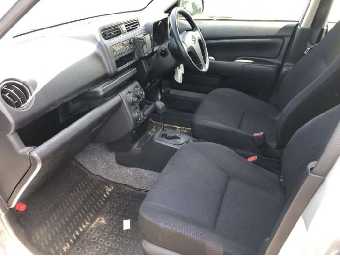 TOYOTA SUCCEED 2019 Image 9