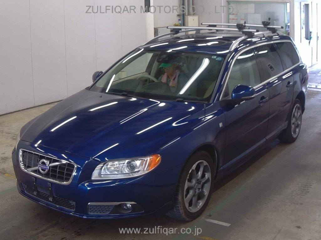 VOLVO V70 2012 Image 4