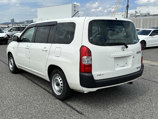 TOYOTA SUCCEED 2018 Image 30