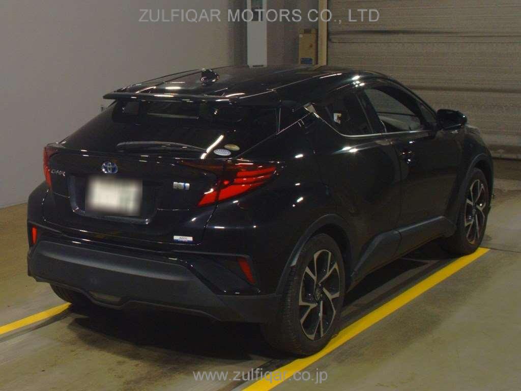 TOYOTA C-HR 2020 Image 2