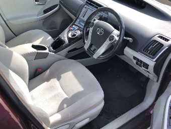 TOYOTA PRIUS PHV 2013 Image 5