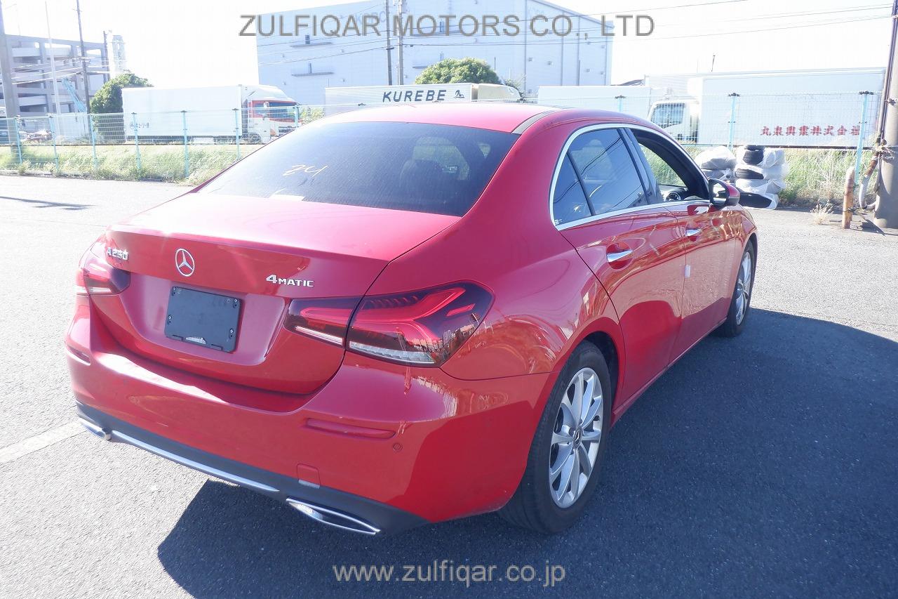 MERCEDES BENZ A CLASS SEDAN 2020 Image 12