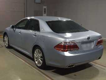 TOYOTA CROWN HYBRID 2010 Image 4