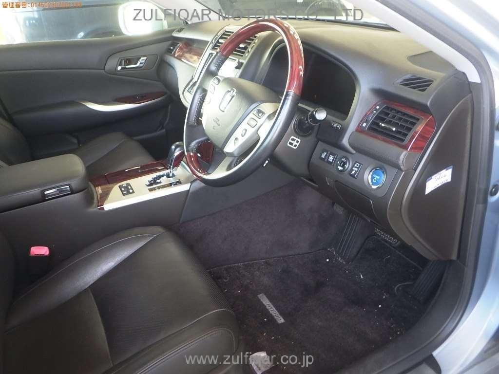 TOYOTA CROWN HYBRID 2010 Image 5