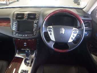 TOYOTA CROWN HYBRID 2010 Image 6