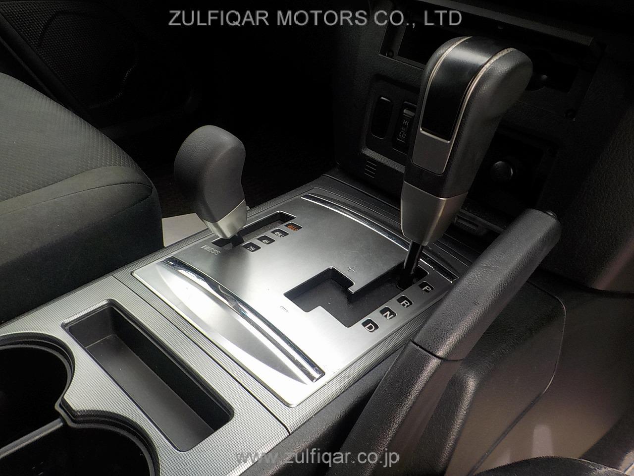 MITSUBISHI PAJERO 2009 Image 23