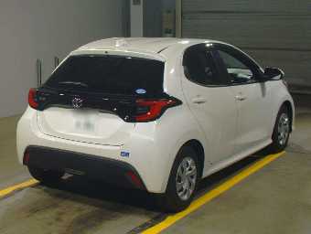 TOYOTA YARIS 2021 Image 2