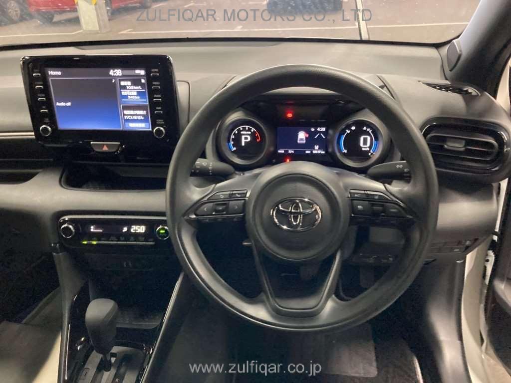 TOYOTA YARIS 2021 Image 6