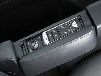 TOYOTA VELLFIRE 2014 Image 9