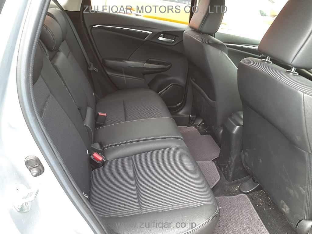 HONDA FIT HYBRID 2018 Image 10