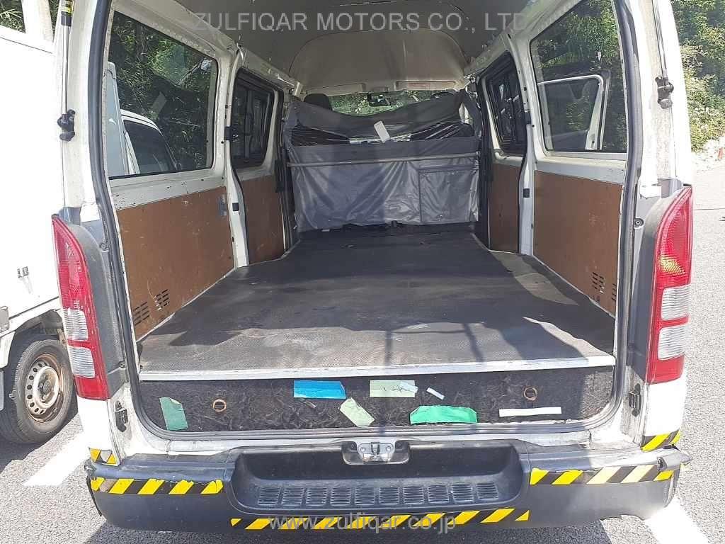 TOYOTA HIACE 2017 Image 9