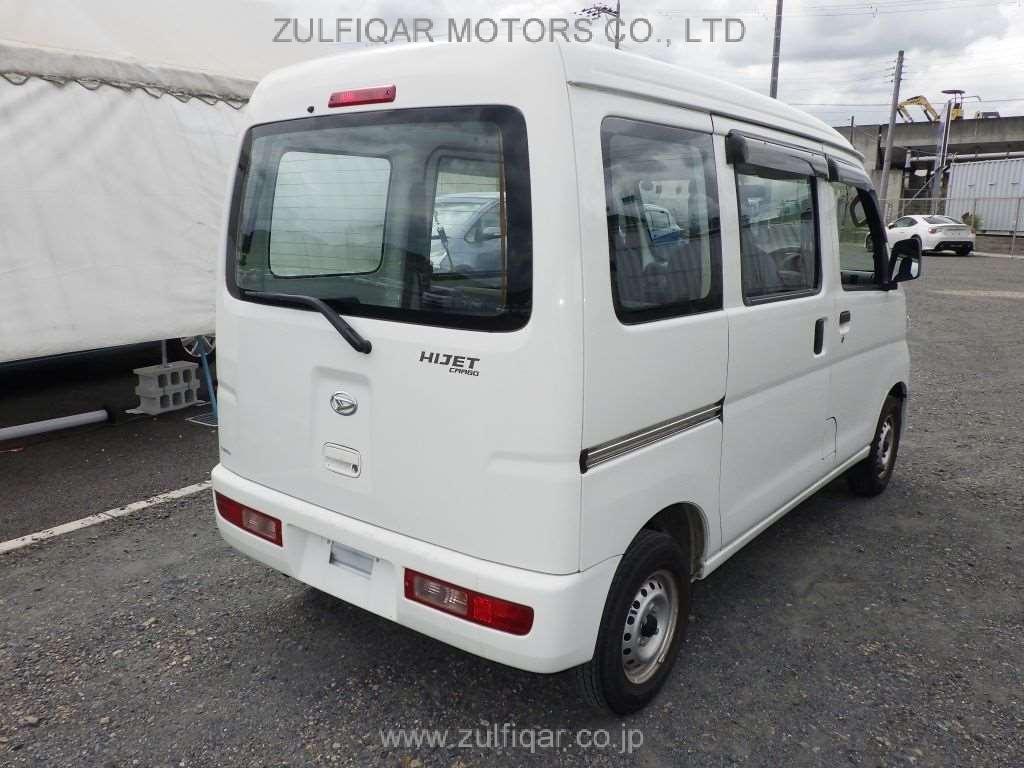 DAIHATSU HIJET CARGO 2017 Image 2