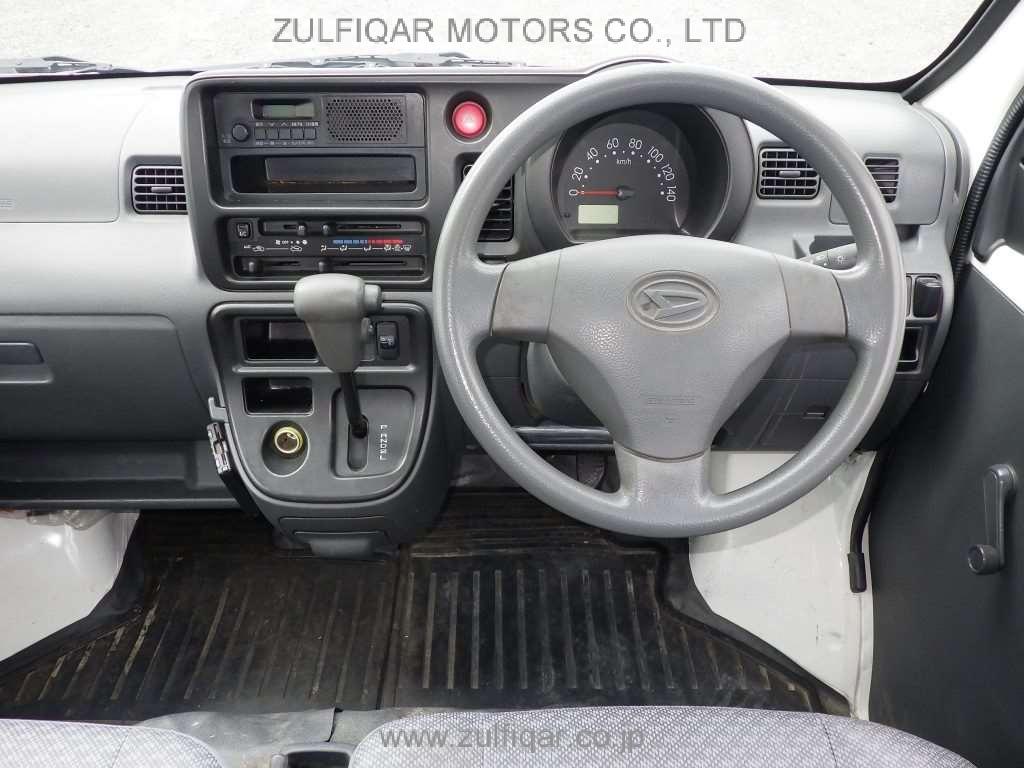 DAIHATSU HIJET CARGO 2017 Image 6
