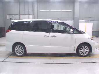 TOYOTA ESTIMA 2011 Image 3