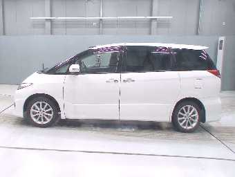 TOYOTA ESTIMA 2011 Image 4