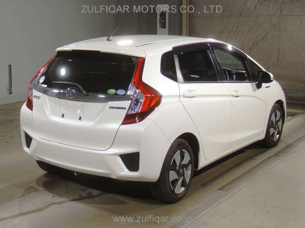 HONDA FIT HYBRID 2015 Image 2