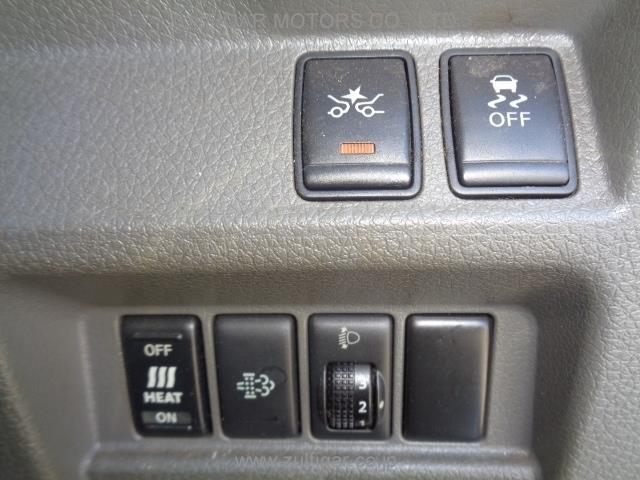 NISSAN NV350 CARAVAN 2018 Image 7