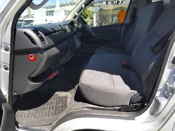 TOYOTA HIACE 2017 Image 14