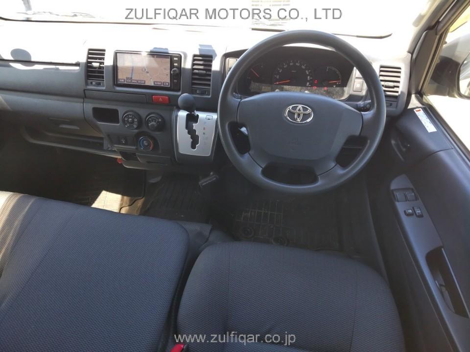TOYOTA HIACE 2017 Image 8