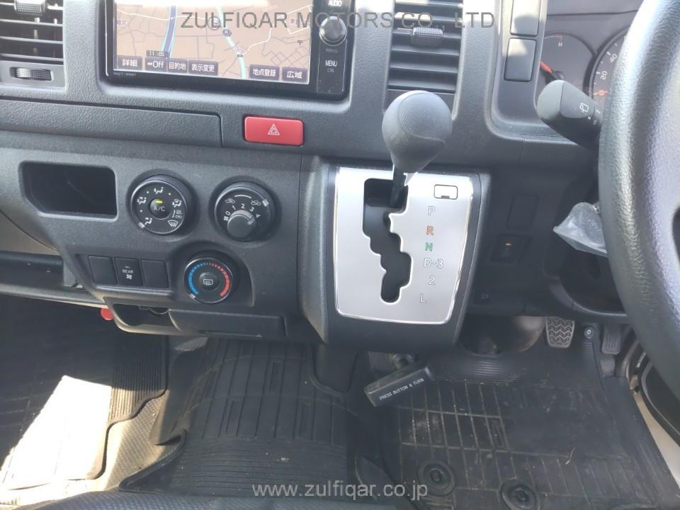 TOYOTA HIACE 2017 Image 10