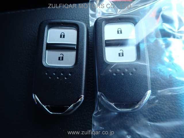 HONDA FIT HYBRID 2018 Image 9