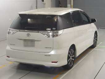 TOYOTA ESTIMA 2012 Image 2