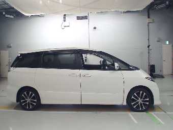 TOYOTA ESTIMA 2012 Image 3