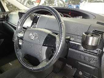 TOYOTA ESTIMA 2012 Image 7