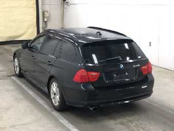 BMW 3 SERIES 2010 Image 2