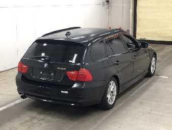 BMW 3 SERIES 2010 Image 4