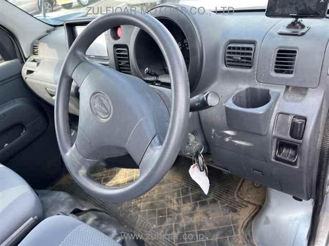 DAIHATSU HIJET CARGO 2017 Image 3