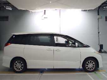 TOYOTA ESTIMA 2009 Image 3
