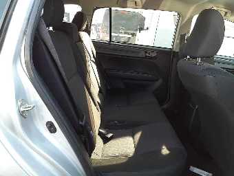 TOYOTA COROLLA FIELDER 2018 Image 9