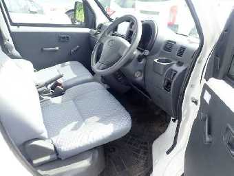 DAIHATSU HIJET CARGO 2017 Image 4