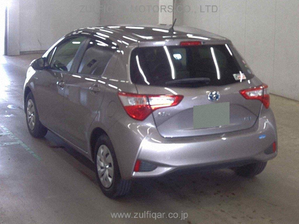 TOYOTA VITZ 2018 Image 2