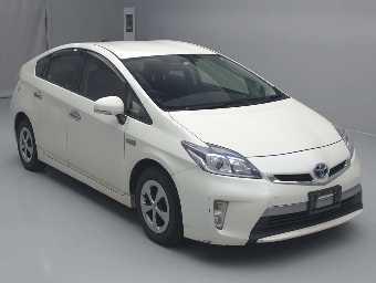 TOYOTA PRIUS PHV 2013 Image 3