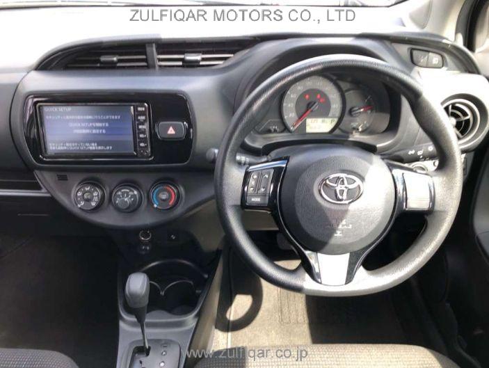 TOYOTA VITZ 2019 Image 6