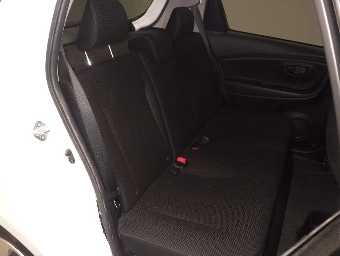 TOYOTA VITZ 2018 Image 7