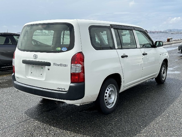 TOYOTA PROBOX 2018 Image 21